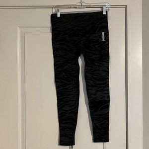 NWT Gymshark Adapt Animal Leggings Size Large
